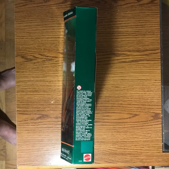 Happy Holidays Gala Barbie 1995 New - Picture 7 of 9